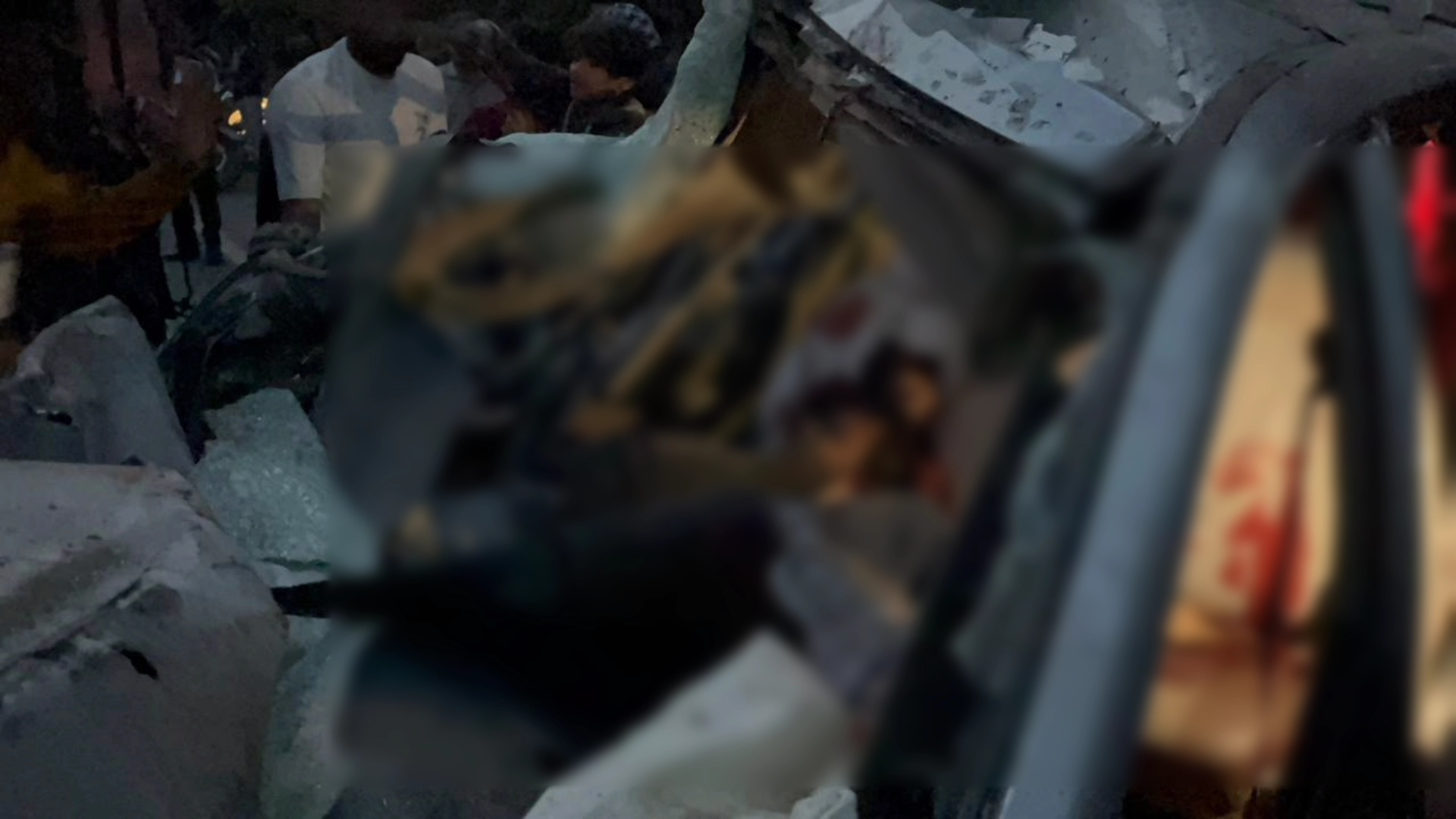 બનાસકાંઠા : અમીરગઢના ઇકબાલગઢ પાસે કાર અને ટ્રક વચ્ચે અકસ્માત, છ લોકોના કરુણ મોત